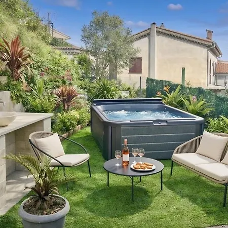 Maison Nicoise Vue Degagee Avec Jacuzzi Privatif Вилла Ницца