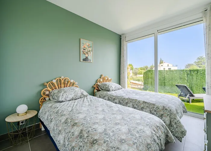 Maison Nicoise Vue Degagee Avec Jacuzzi Privatif