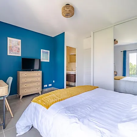 Maison Nicoise Vue Degagee Avec Jacuzzi Privatif * نيس