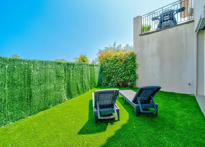 빌라 Maison Nicoise Vue Degagee Avec Jacuzzi Privatif