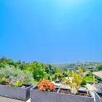 Villa Maison Nicoise Vue Degagee Avec Jacuzzi Privatif Nice